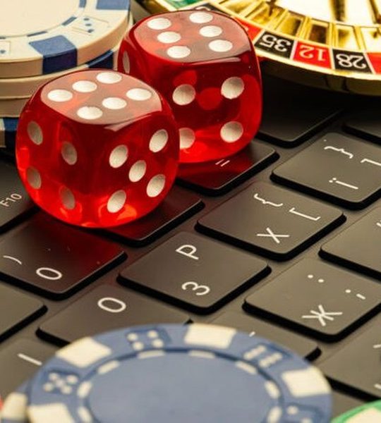 How do dice games work with ethereum blockchain technology?